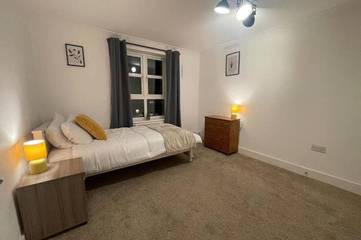 Apartment for 4 People in Swindon, North Wessex Downs, Photo 1