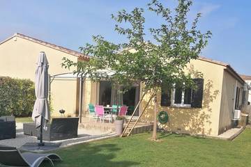 Gîte pour 5 personnes, avec terrasse et jardin à Vedène