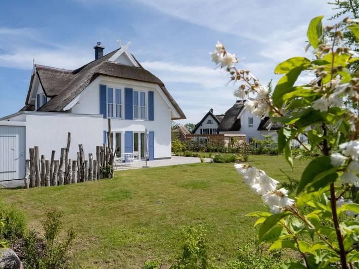 Ferienhaus für 8 Personen, mit Balkon und Terrasse sowie Garten und Sauna in Poseritz
