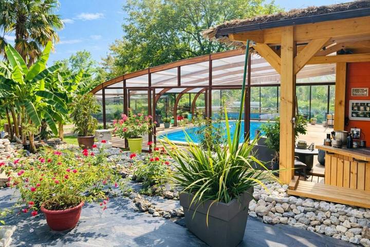 Location de vacances pour 8 personnes, avec piscine et jardin à Pocé-sur-Cisse - 2