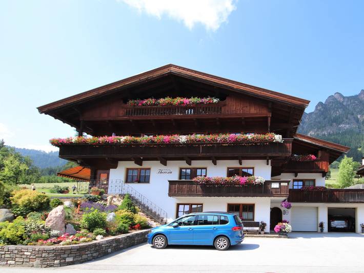 Ferienwohnung für 5 Personen, mit Balkon und Terrasse sowie Garten in Alpbach