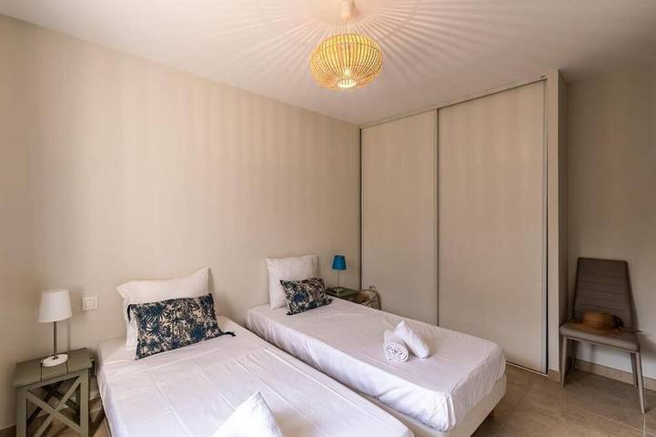 Location de vacances pour 5 personnes, avec jardin, animaux acceptés dans Plage de Pinarello - 4