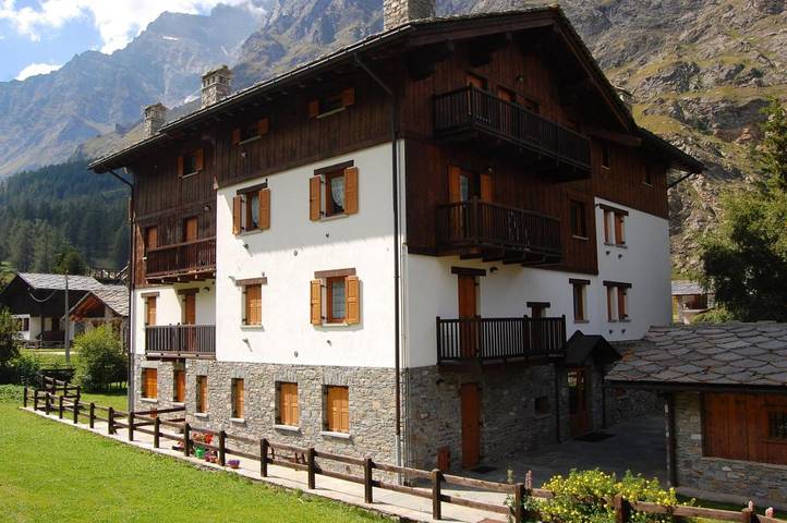 Gîte pour 2 personnes, avec balcon et vue à Rhêmes-Notre-Dame