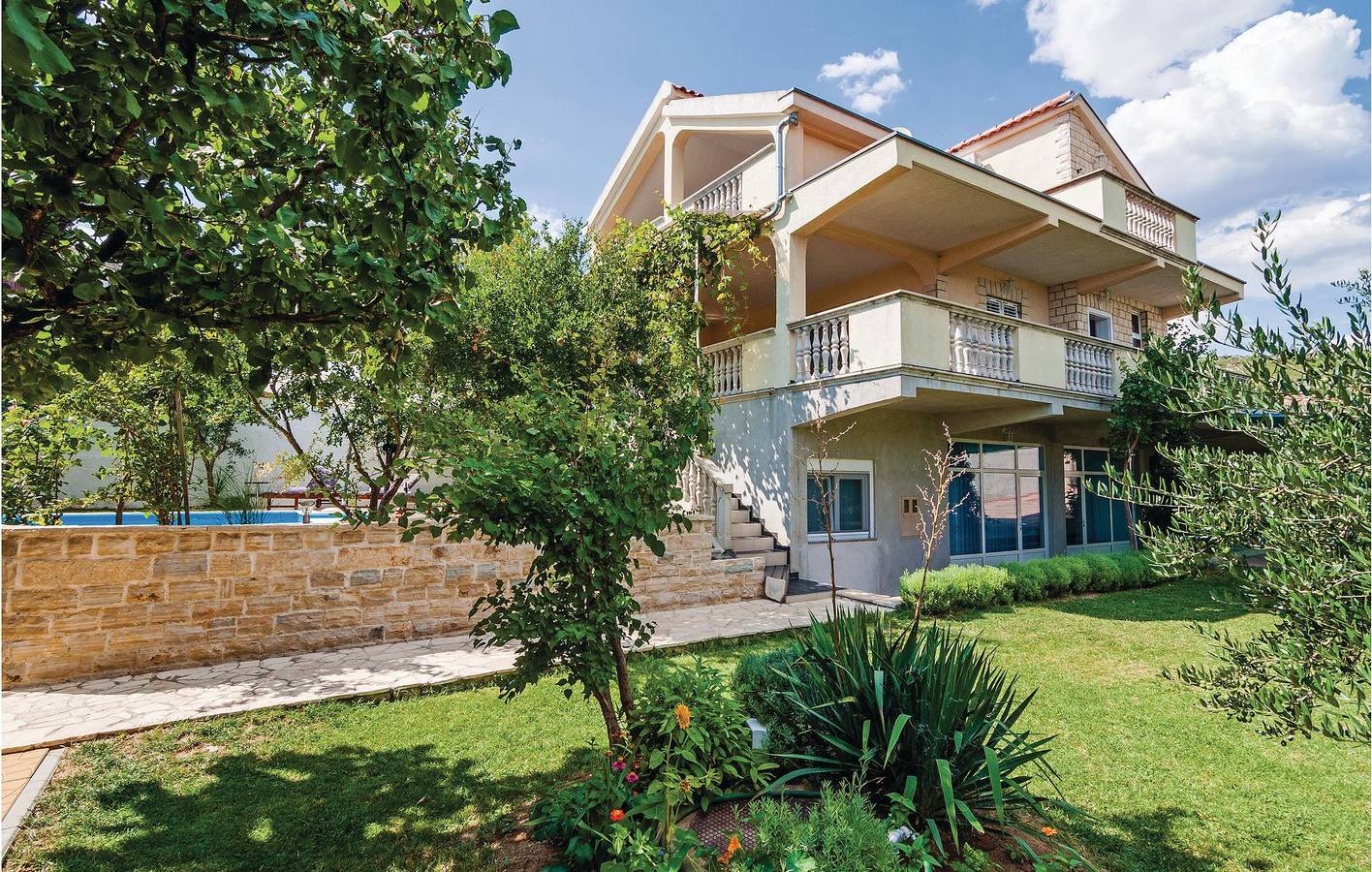 Ferienhaus für 10 Personen mit Terrasse in Grad Benkovac, Zadar