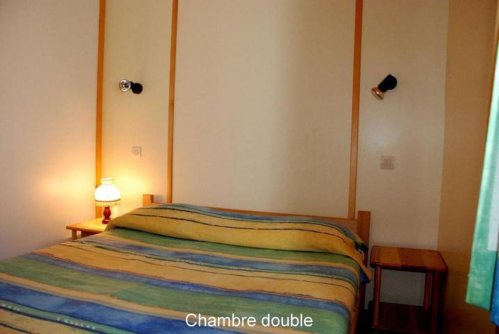 Chalet pour 12 personnes, avec bassin pour enfant et jardin, animaux acceptés dans Lozère - 3