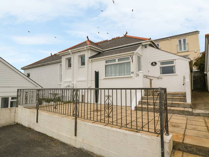 Bungalow for 6 people, with Garden in 