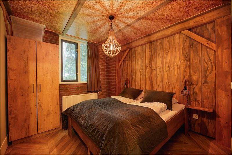 Vakantiepark Mölke — Aangepaste kinderbungalow 'Boerderij' met warme bubbeltub | 8 pers. in Sallandse Heuvelrug
