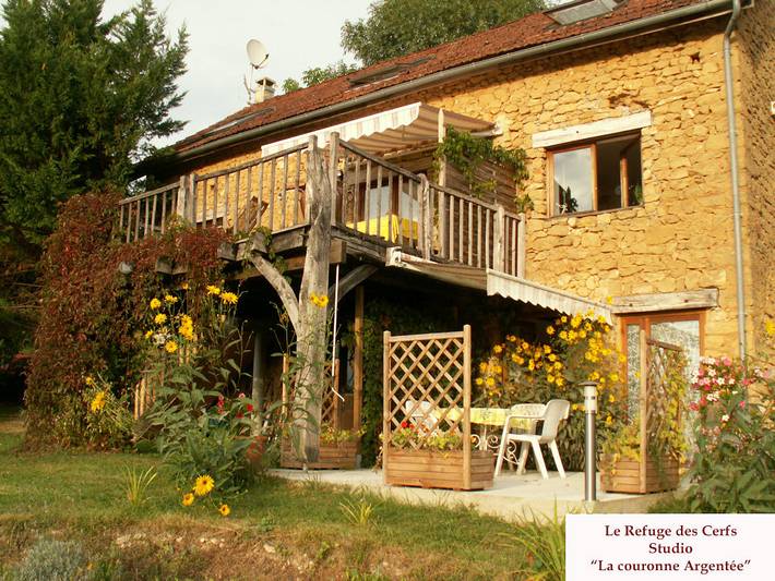 Gîte pour 2 personnes, avec jardin ainsi que piscine et terrasse à Saint-Léon-sur-Vézère - 2