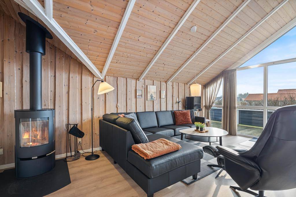 Schönes Ferienhaus mit Sauna und Whirlpool nahe am Fjord in Skodbjerge, Haurvig