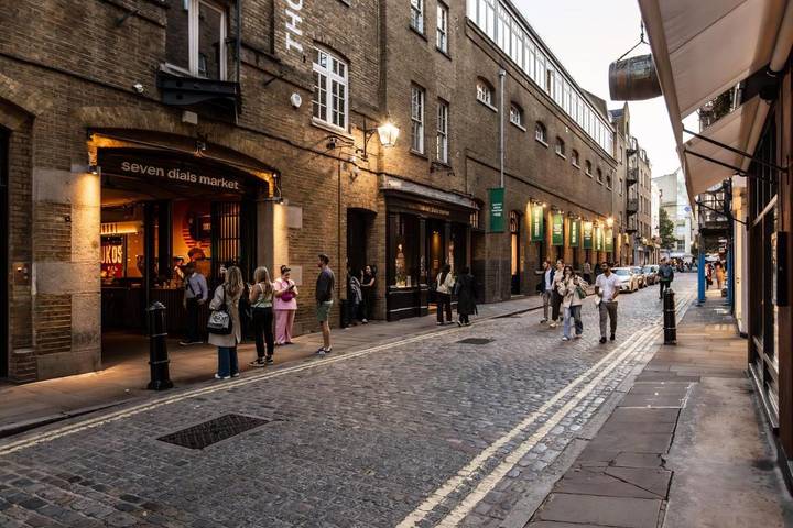 Apartamento para 10 personas, con Balcón y Vistas en Covent Garden