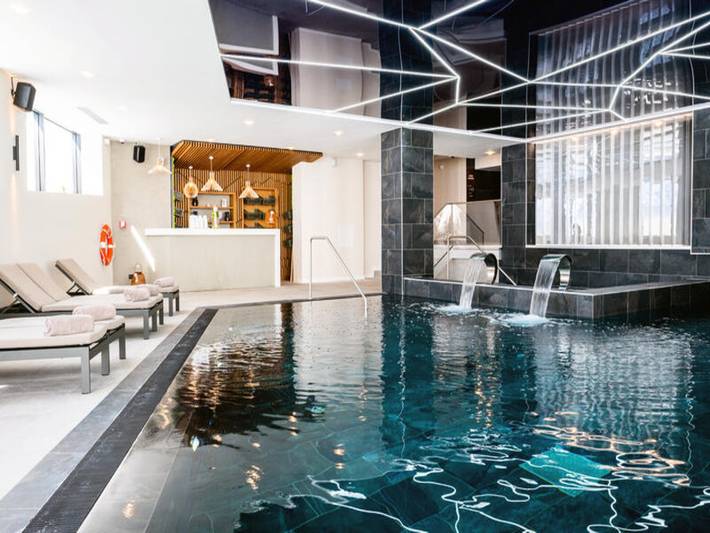 Ferienwohnung für 2 Personen, mit Sauna und Pool, kinderfreundlich in Tignes