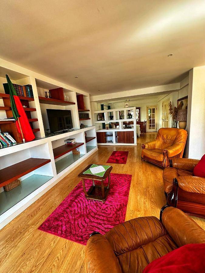 Chalet para 26 personas, con Balcón y Jacuzzi además de Terraza y Jardín en Lisboa - 3