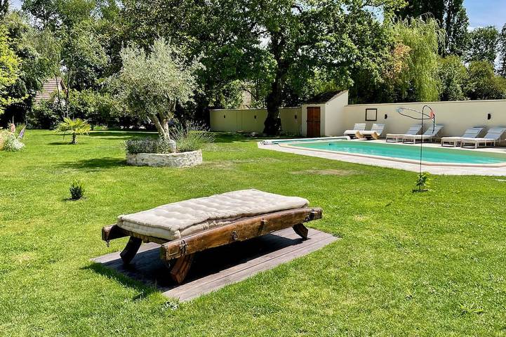 Villa pour 14 personnes, avec Terrasse ainsi que Jardin et Sauna