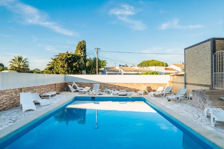 Appartement de vacances pour 4 personnes, avec balcon et jardin à Albufeira
