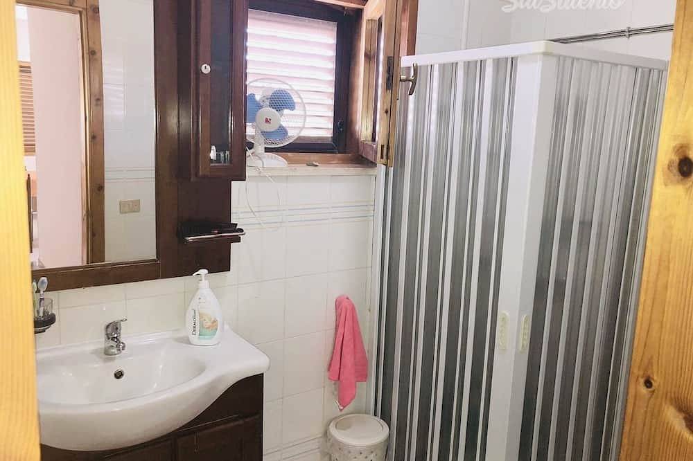 Entire apartment, Margarita apartment from 4 to 5 places 220 meters from the sea Lido Marini in Lido Marini, Gulf of Taranto