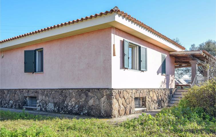 Location de vacances pour 6 personnes, avec terrasse dans Orosei - 2