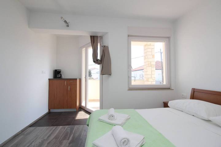 Ferienwohnung für 2 Personen, mit Balkon/Terrasse auf Krk - 2