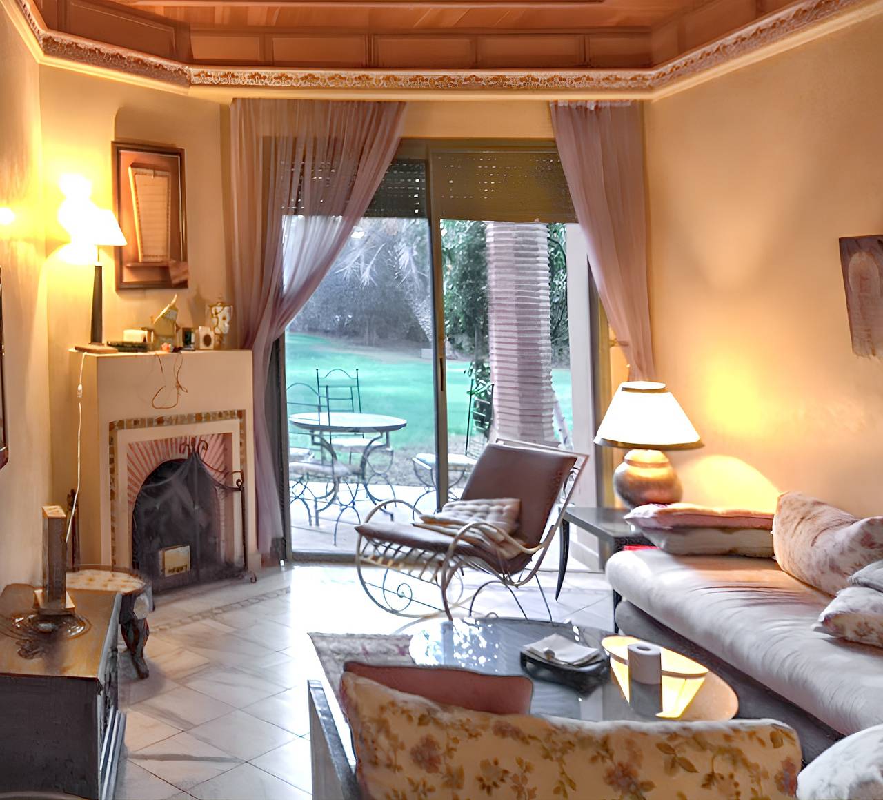 Ganze Wohnung, Komfortable Wohnung in Marrakesch mit Gemeinschaftspool, 124 m² in Annakhil, Marrakesch