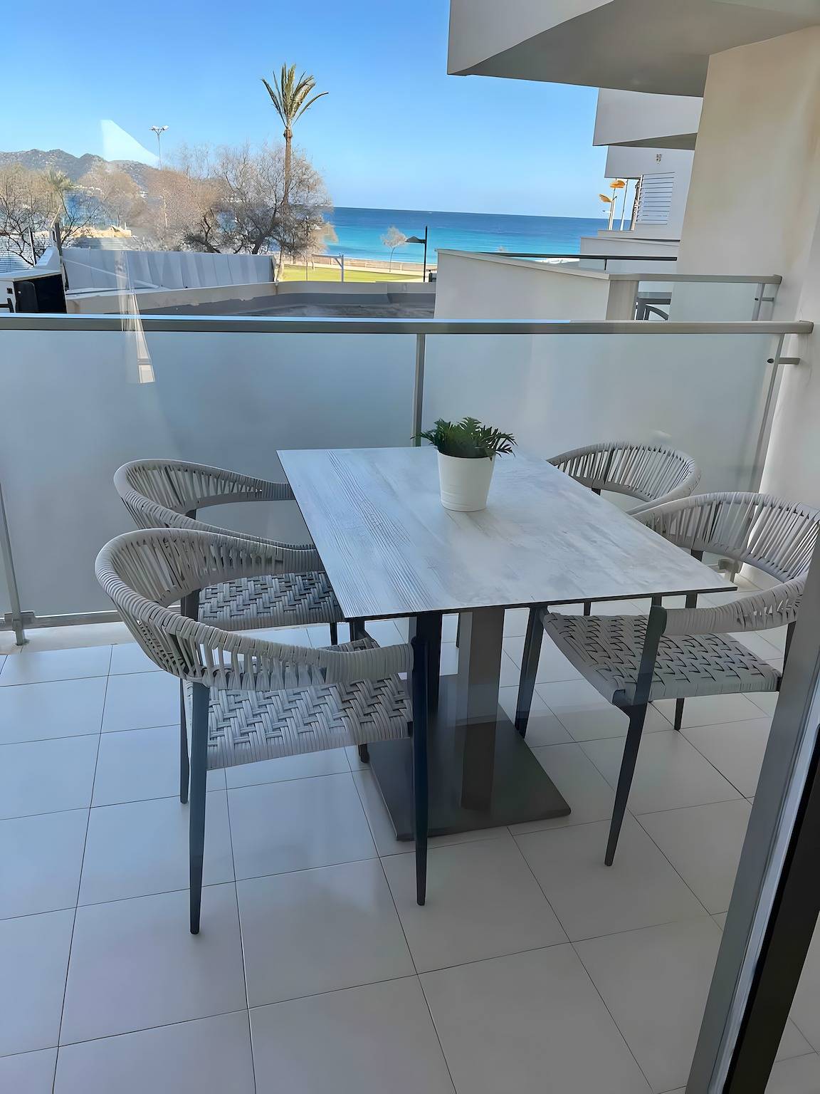 Ganze Wohnung, Unglaublicher Meerblick – Nur 50 m vom Strand Cala Millor entfernt in Cala Millor, Sant Llorenç des Cardassar