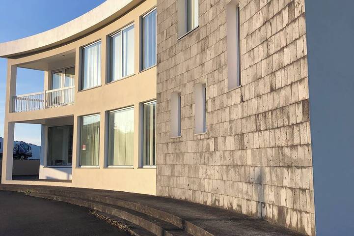 Pousada para 6 pessoas nos Açores