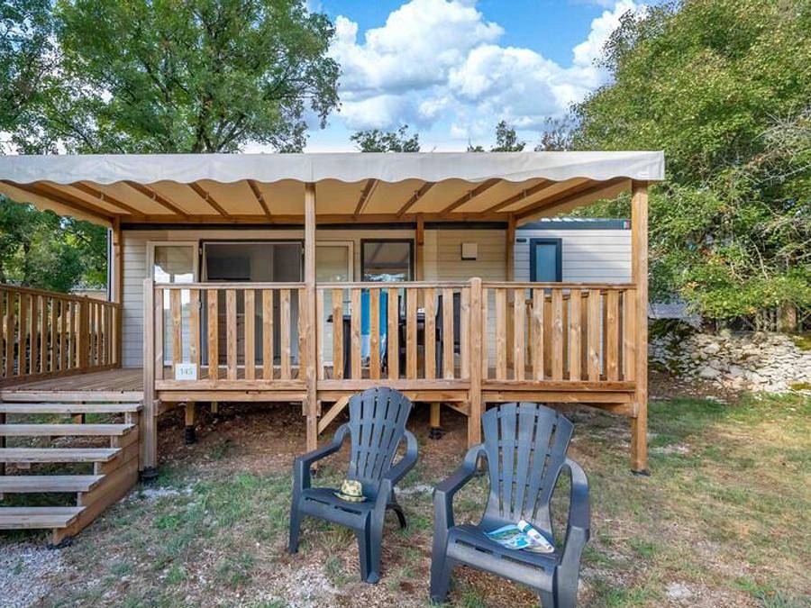 Camping Les Cigales -  Ciela Village - Mobilheim 4 personen - Ciela Privilège - 2 Schlafzimmer - Grill in Rocamadour, Quercy