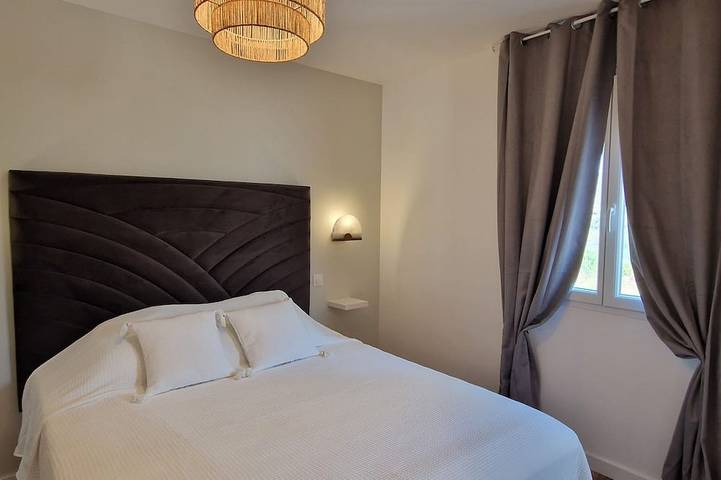 Location de vacances pour 8 personnes, avec jardin et terrasse à Galéria - 3