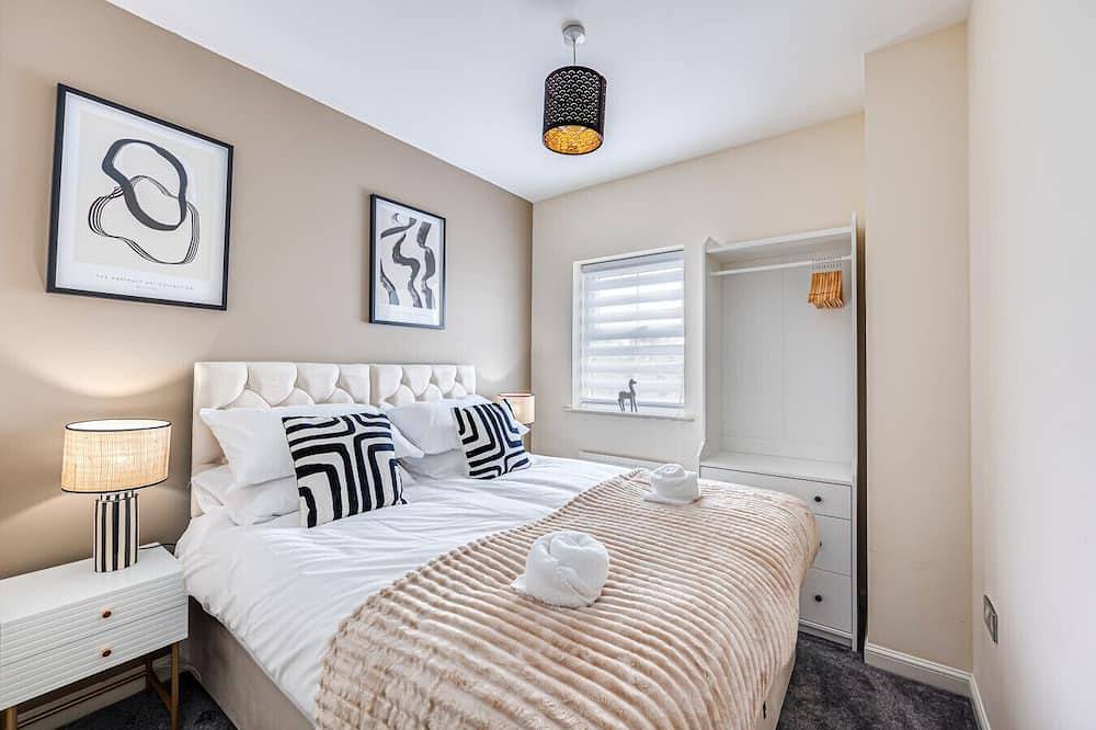 Entire apartment, Stylish Flat • Excellent Location • Free Parking in Coldharbour, Buckinghamshire