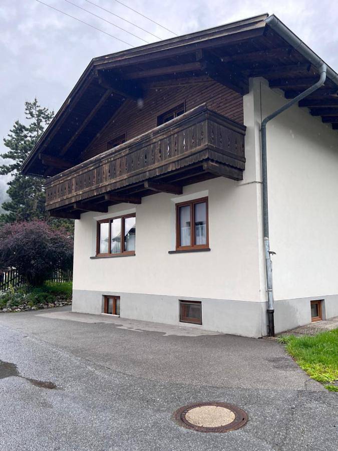 Ferienwohnung für 6 Personen, mit Ausblick und Garten sowie Balkon in Pfunds - 4