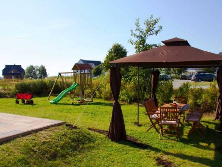 Ferienhaus für 7 Personen, mit Terrasse und Garten sowie Sauna in Karlshagen - 2