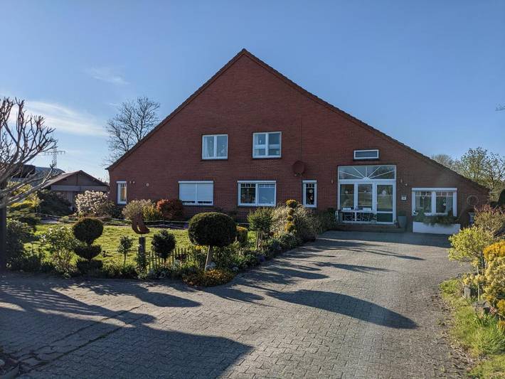 Ferienwohnung für 4 Personen, mit Terrasse und Garten sowie Ausblick in Halbemond