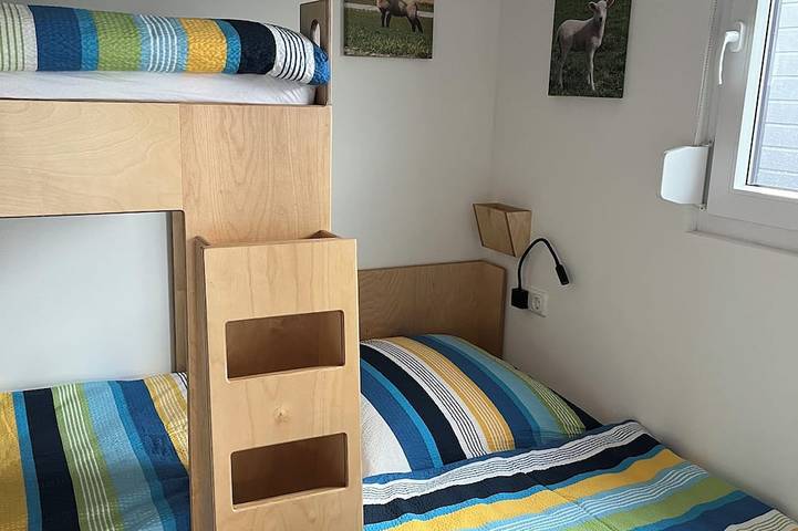 Hausboot für 5 Personen, mit Terrasse in Wangerland - 4