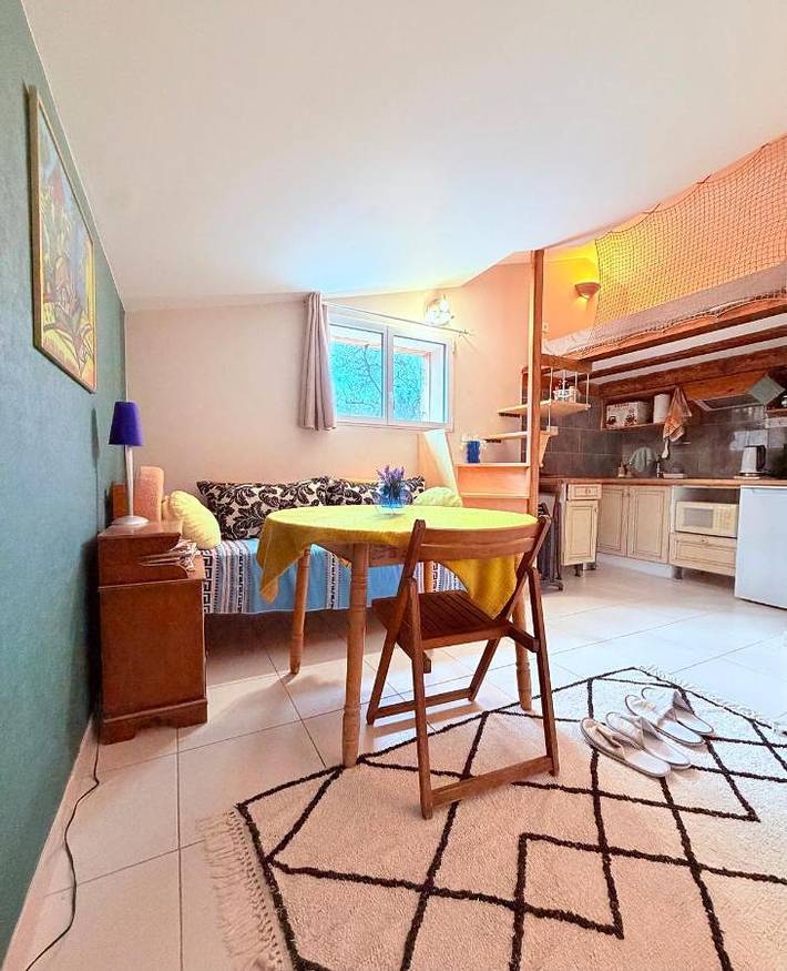 Gîte pour 3 personnes, avec jardin ainsi que vue et piscine, animaux acceptés à Taulignan - 4