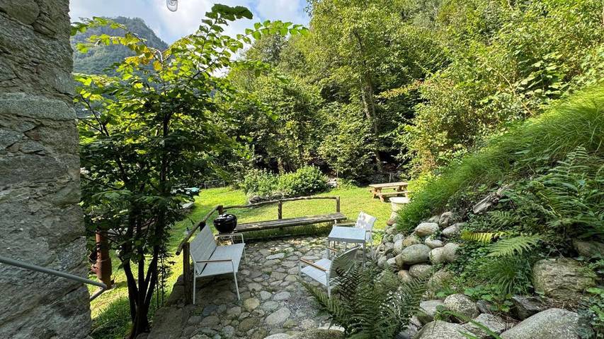 Gîte pour 4 personnes, avec vue et jardin à Varallo - 4