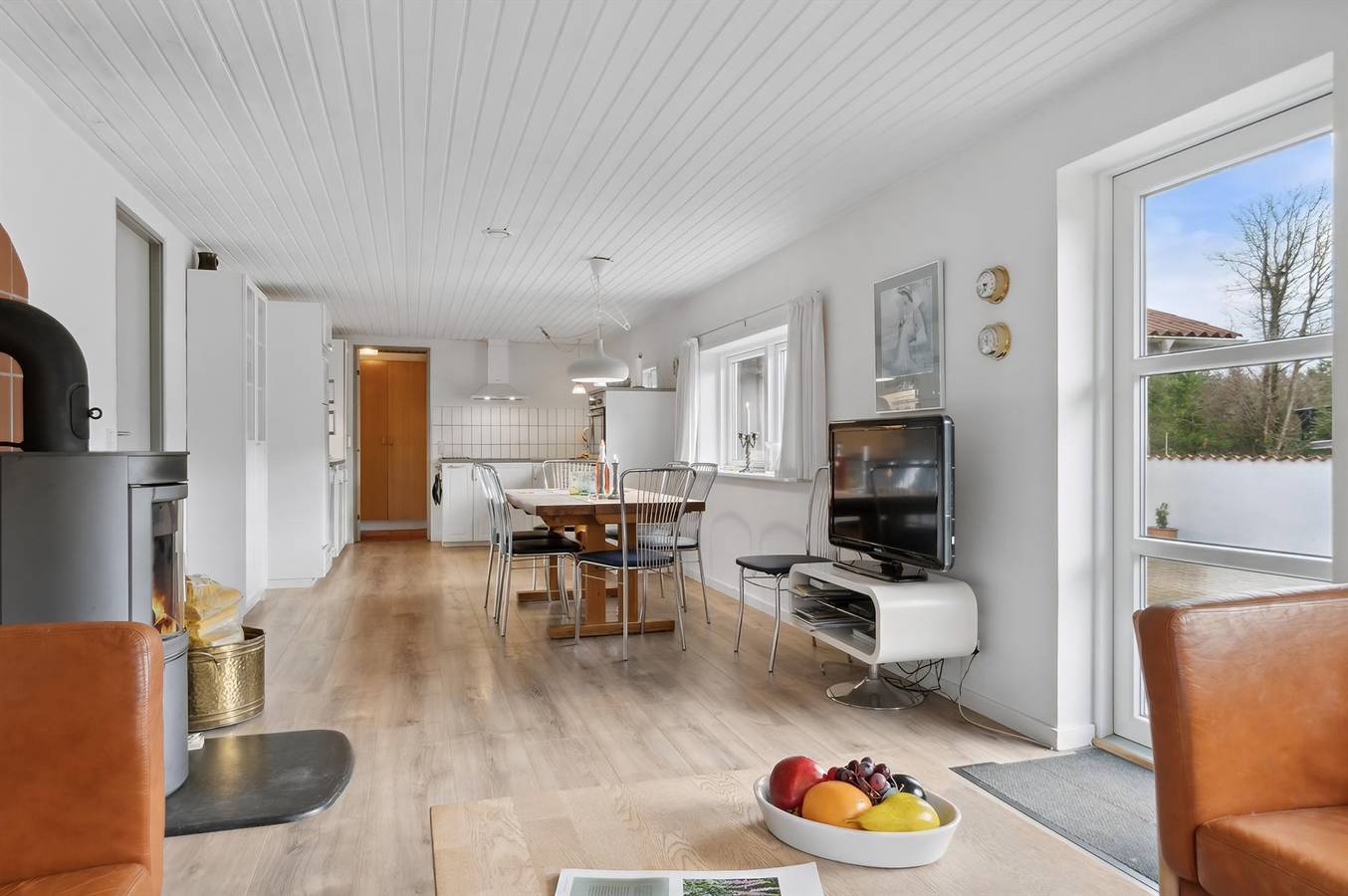 Nice home in Fjerritslev w/ 5 Bedrooms, Sauna and Wifi in Thorup Strand, Jammerbugt