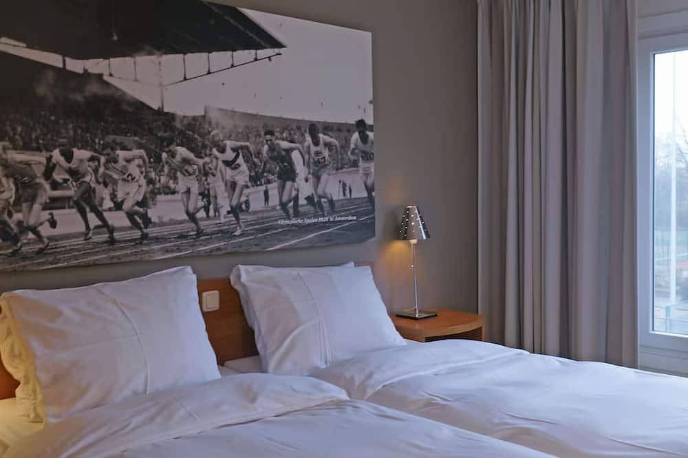 Everything You Need For The Perfect Vacation! Indoor Pool, Free Parking! in Zutphen, IJssel