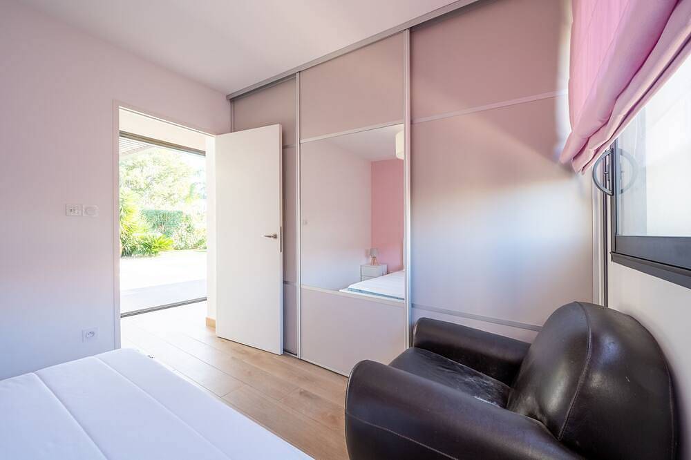 Villa Alicia in Claira, Mediterranean Coast (France)