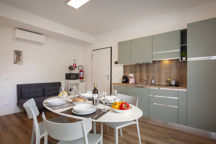 Ferienwohnung für 4 Personen, mit Balkon in Peschiera del Garda - 2