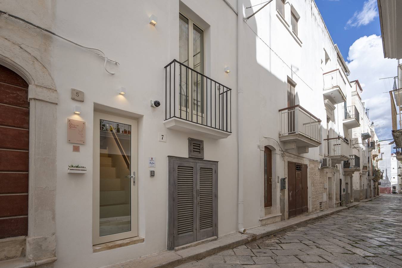Bed and Breakfast 'Dimora Giulia' with Wi-Fi and Air Conditioning in Castellana Grotte, Bari Province