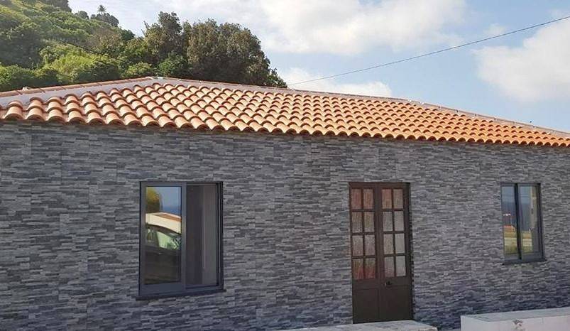 Casa de férias para 4 pessoas, com Terraço em Santa Cruz das Flores