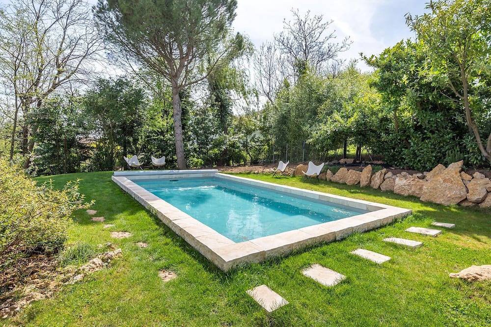 L'atelier, maison avec piscine jardin et vue in Saint-Didier-au-Mont-d'Or, Lyon et ses environs