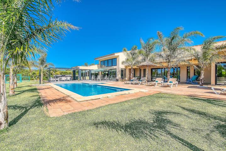 Villa for 8 people, with garden - 1