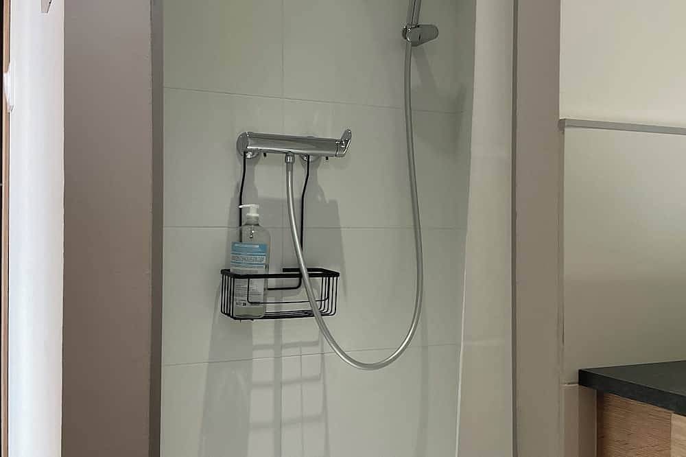 Small renovated country house, peace and quiet guaranteed in Viviers, Privas