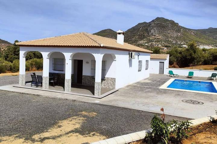 Casa rural para 7 personas, con piscina además de terraza y vistas en Algodonales - 3