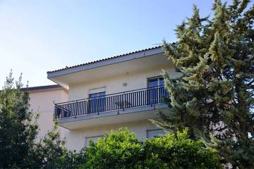 Ferienwohnung für 5 Personen, mit Whirlpool und Balkon in Agropoli