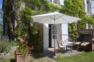 Gîte pour 2 personnes, avec jardin et piscine, animaux acceptés à Sérignac