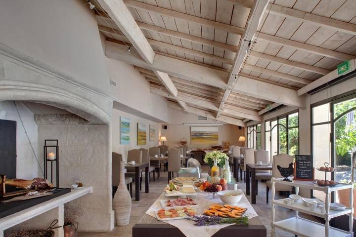 Hôtel pour 2 personnes, avec piscine et jardin, animaux acceptés à Les Baux-de-Provence - 2