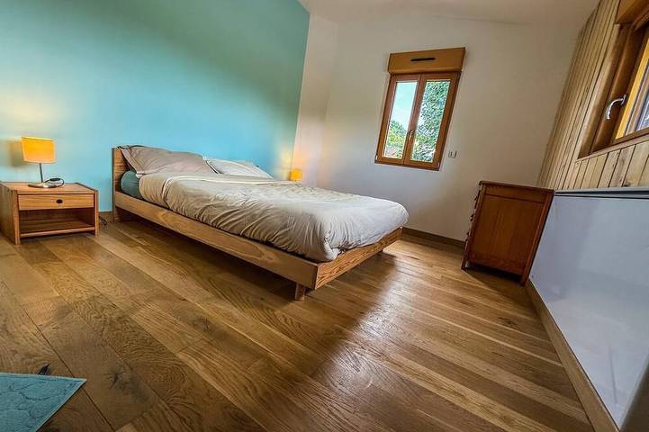 Gîte pour 8 personnes, avec terrasse et jardin, animaux acceptés à Saint-Brisson - 2