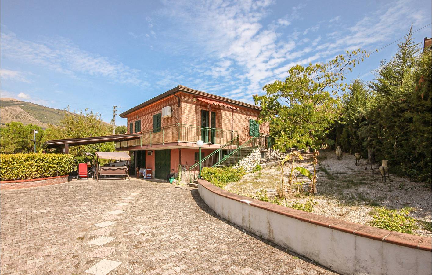 Casa Vacanza per 8 Persone in Buccino, Provincia di Salerno