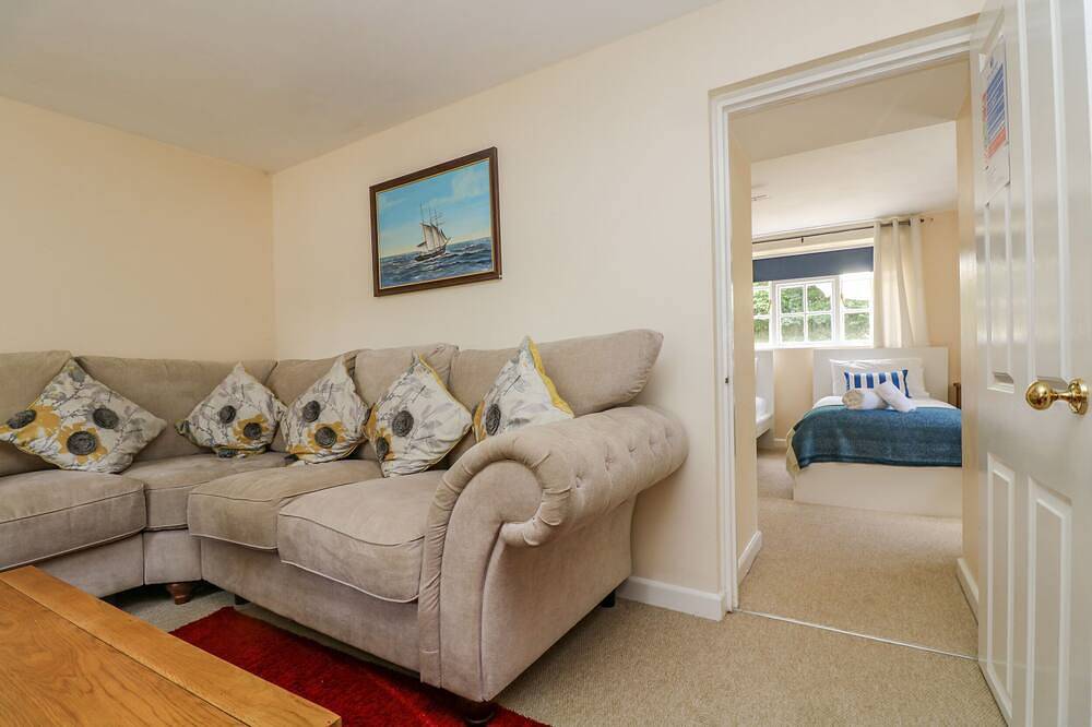 9 Copes Gardens, pet friendly, with open fire in Truro in Truro, Cornualles