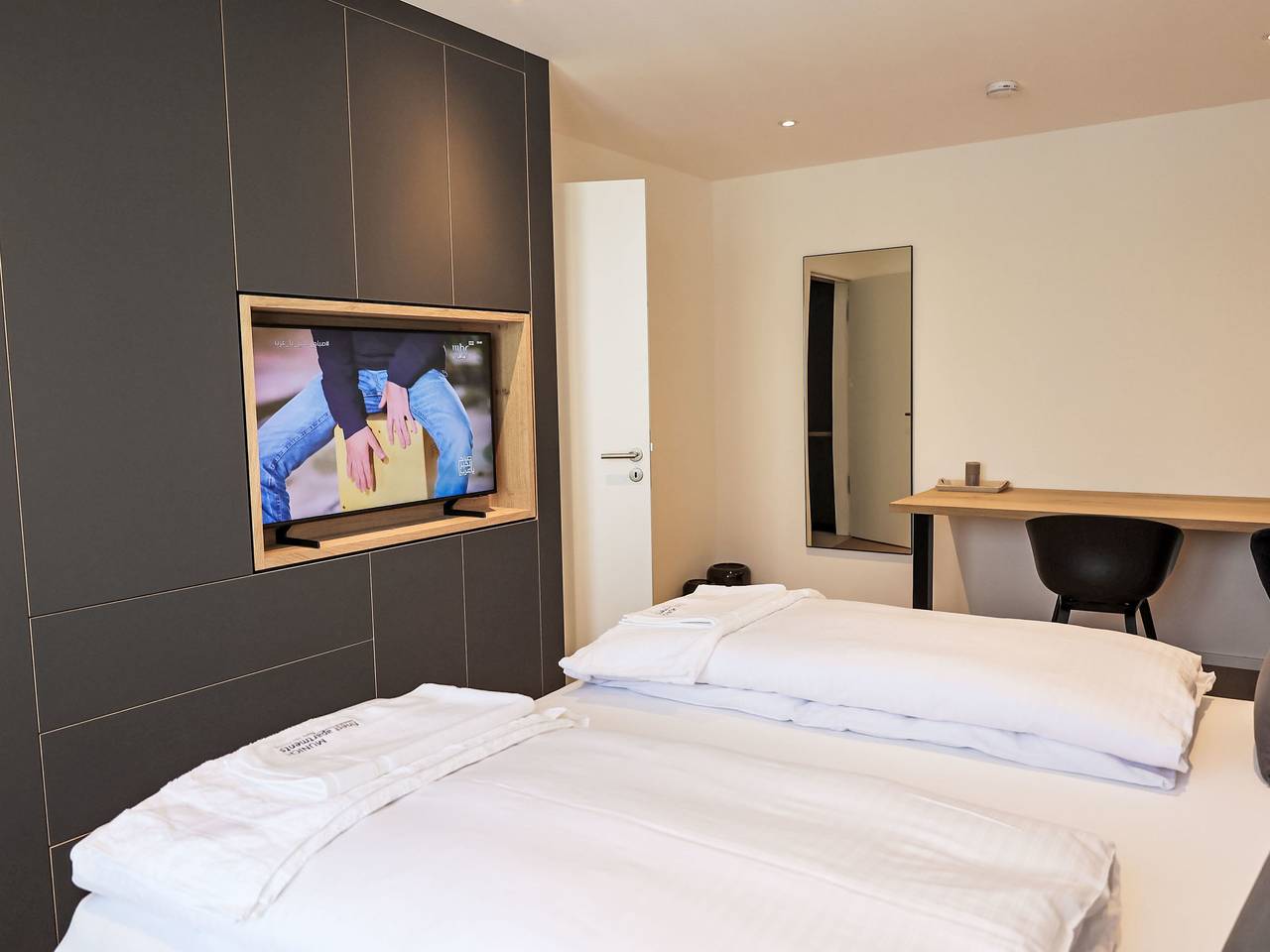 Entire apartment, Munich Finest apartments 8 in Munich Ludwigsvorstadt, Munich